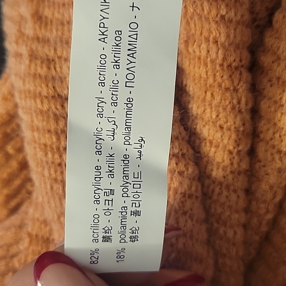 Zara Soft Feel Textured Top - Size Large - Picture 7 of 7